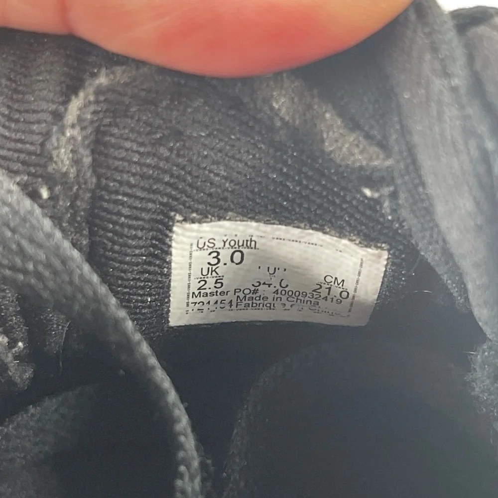 Vans very good